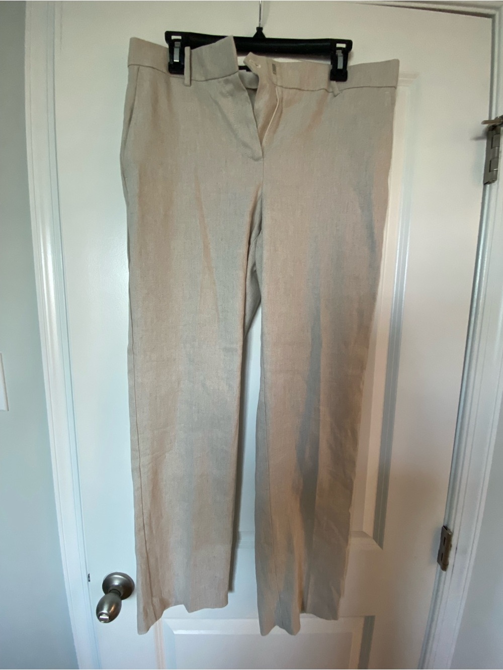 Ann Taylor Women’s Tan Straight-Leg
